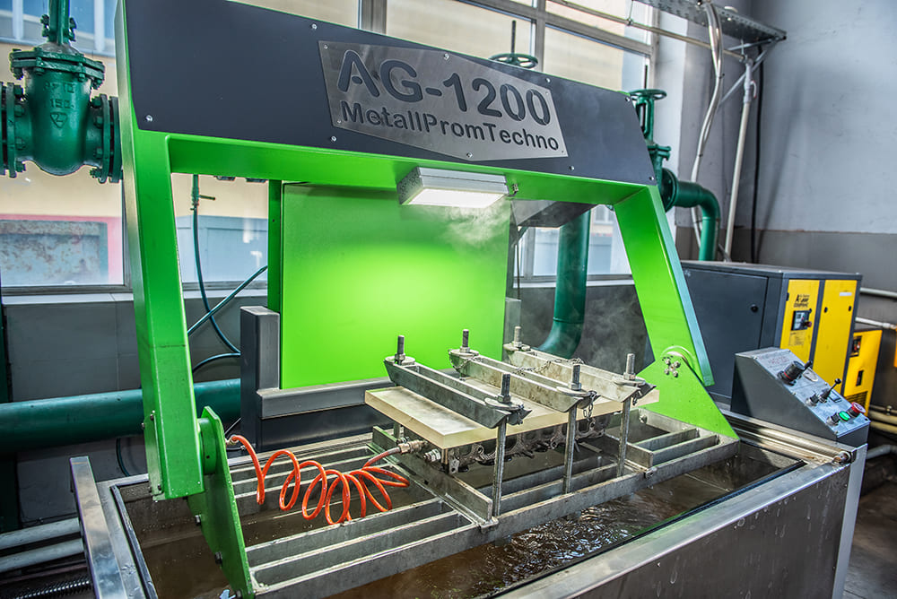 НОВАЯ УСЛУГА! Проверка герметичности рубашки охлаждения блока цилиндров и головки блока цилиндров.